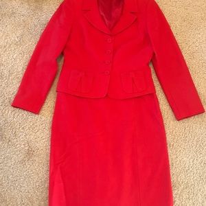 Red Tahari suit